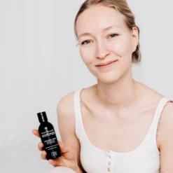 Fiini Naturally Kaura-kamomilla hoitovesi 100ml