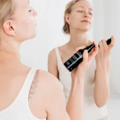 Fiini Naturally Ruusu-kaura kasvovesi 100ml