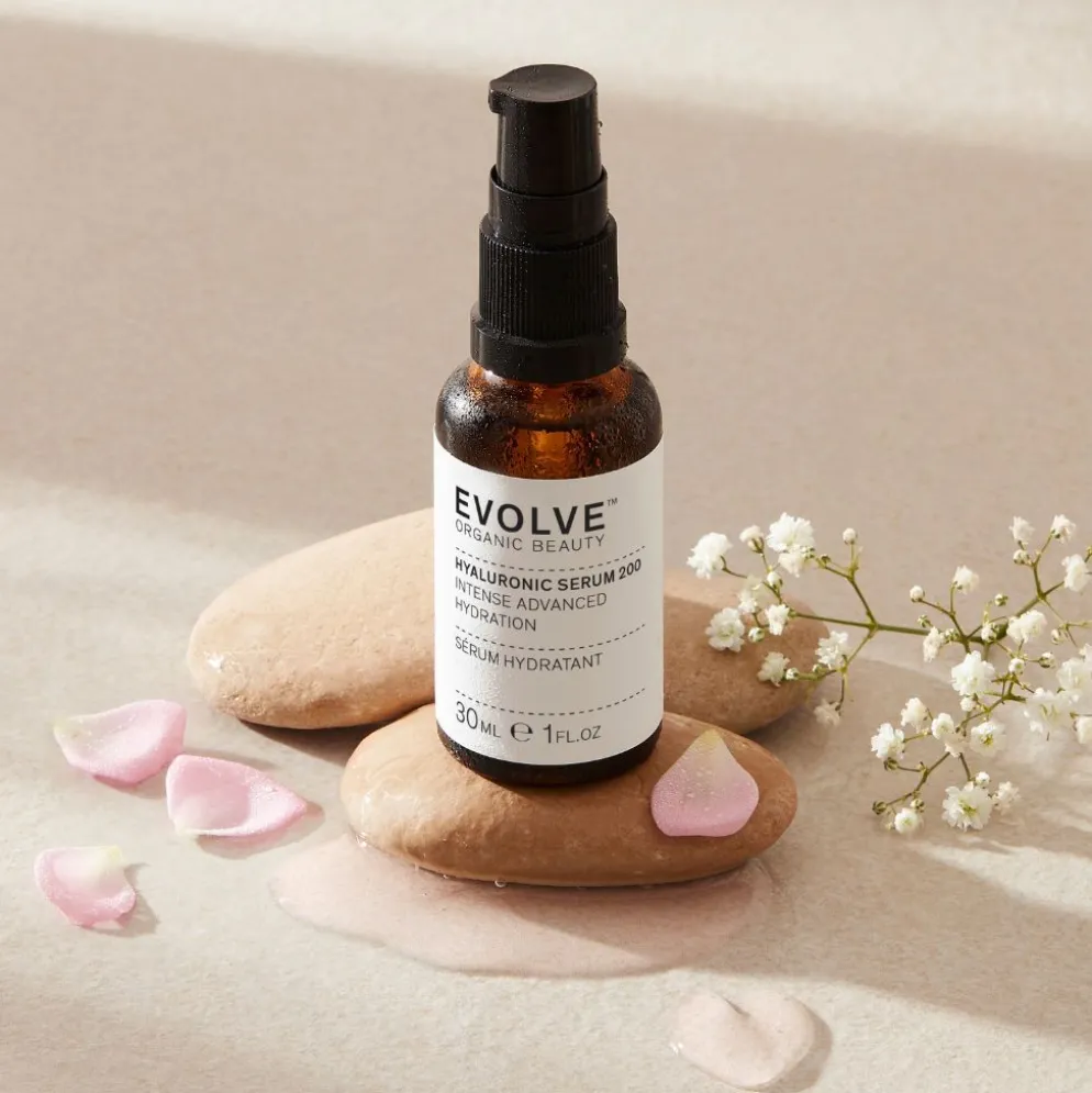 Hyaluronihapposeerumi Evolve Hyaluronic Serum, eri kokoja