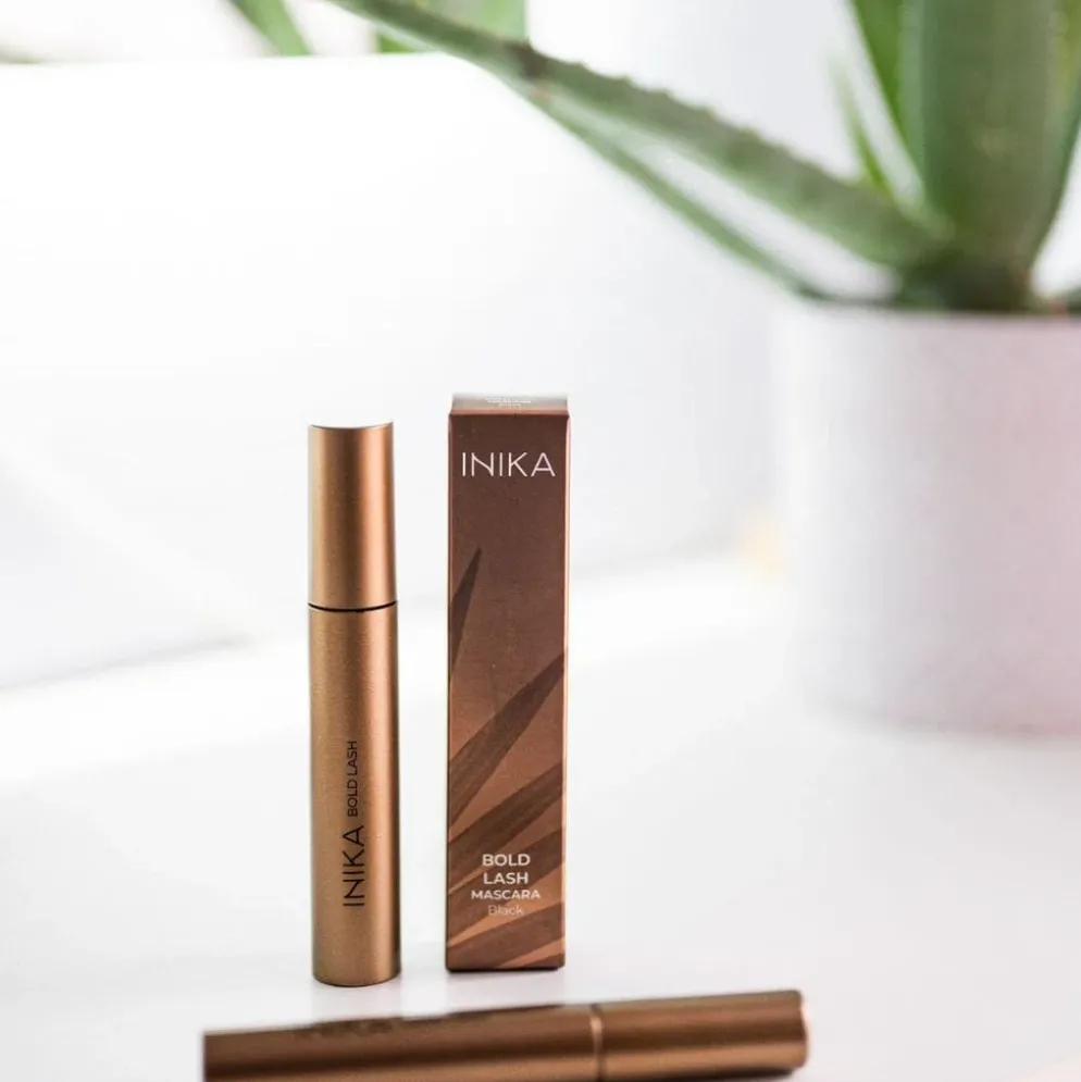 INIKA Organic Bold Lash tuuheuttava ripsiväri, musta