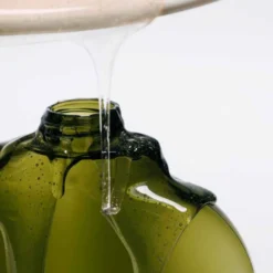 Korjaava shampoo Antipodes Fig + Feijoa Repair & Nourish Shampoo