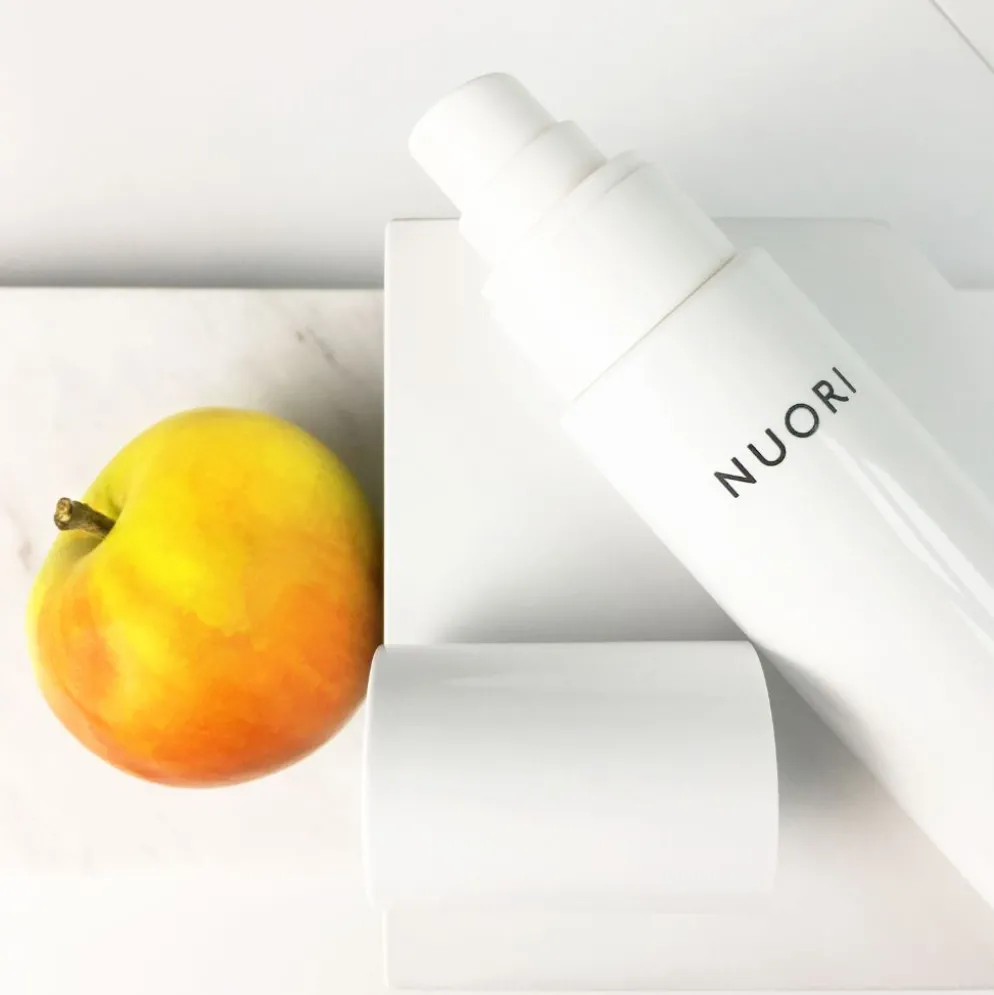 Kosteuttava kasvovesi NUORI Vital Unifier, 2 kokoa