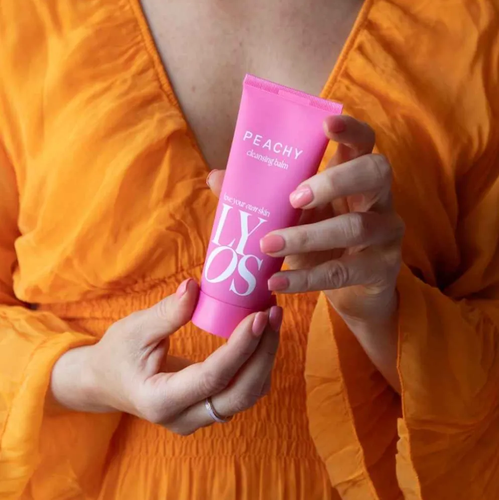 Puhdistusbalmi LYOS Peachy Cleansing Balm 100ml