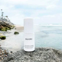 Puhdistusvaahto NUORI Vital Foaming Cleanser, 2 kokoa