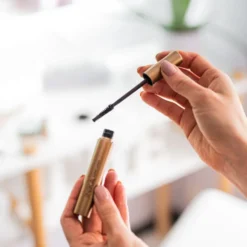 Ripsiväri INIKA Organic Long Lash, musta